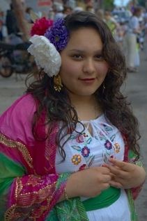 Jennifer Caravantes, La Cancionera
