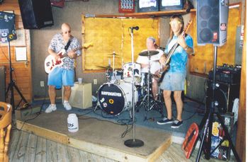 The Hodads Total Surf 1999
