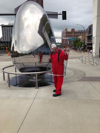 "Portrait of an Artist as Political Prisoner", Performance #1, Rochester, MN, 2019 (Photo: Margarita Baumann/Sculpture: Po Shu Wang)
