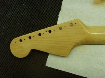 The airbrushed grain is softened a bit before moving on to lacquer topcoats
