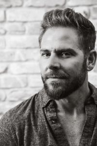 Ryan DeSiato live at Florence Vineyards