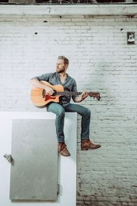 Ryan DeSiato live at Aloft 