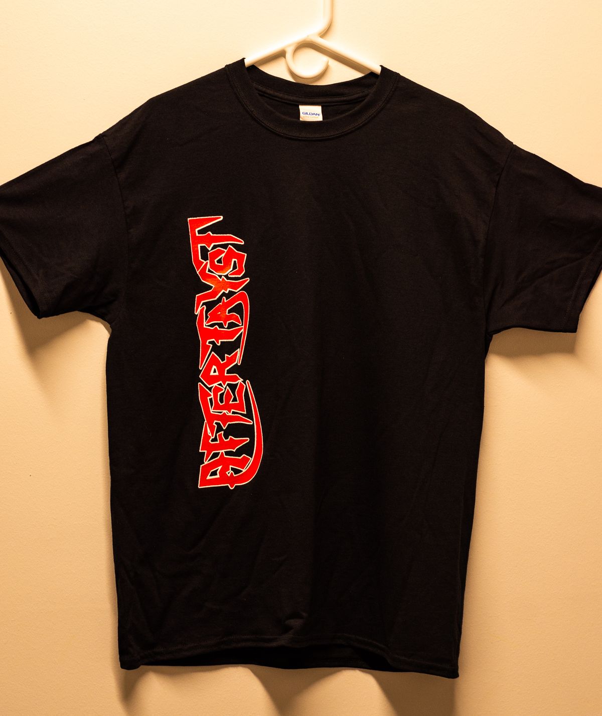 Men's  black T