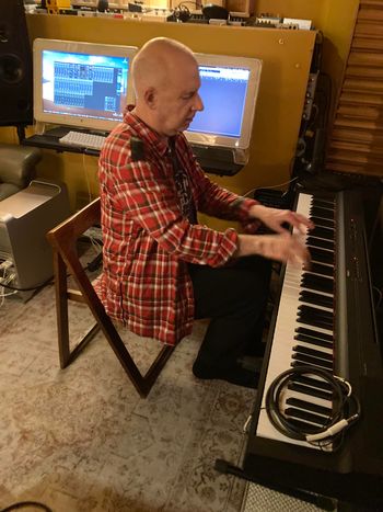 John Findlay warming up the keyboard at Bova Sound, Critical Misunderstandings On The Precipice sessions.
