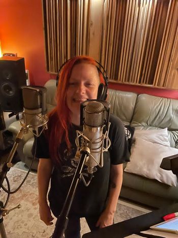 Tara Holloway adding backing/harmony vocals in the studio, Critical Misunderstandings On The Precipice album sessions!
