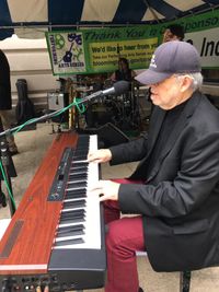Craig & The Crawdads in Concert