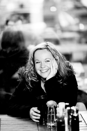 Allison Crowe - Mampf, Frankfurt, Germany - Billie Woods Photography
