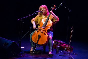 Allison Crowe - St. John's, NL Canada - Alick Tsui Photography

