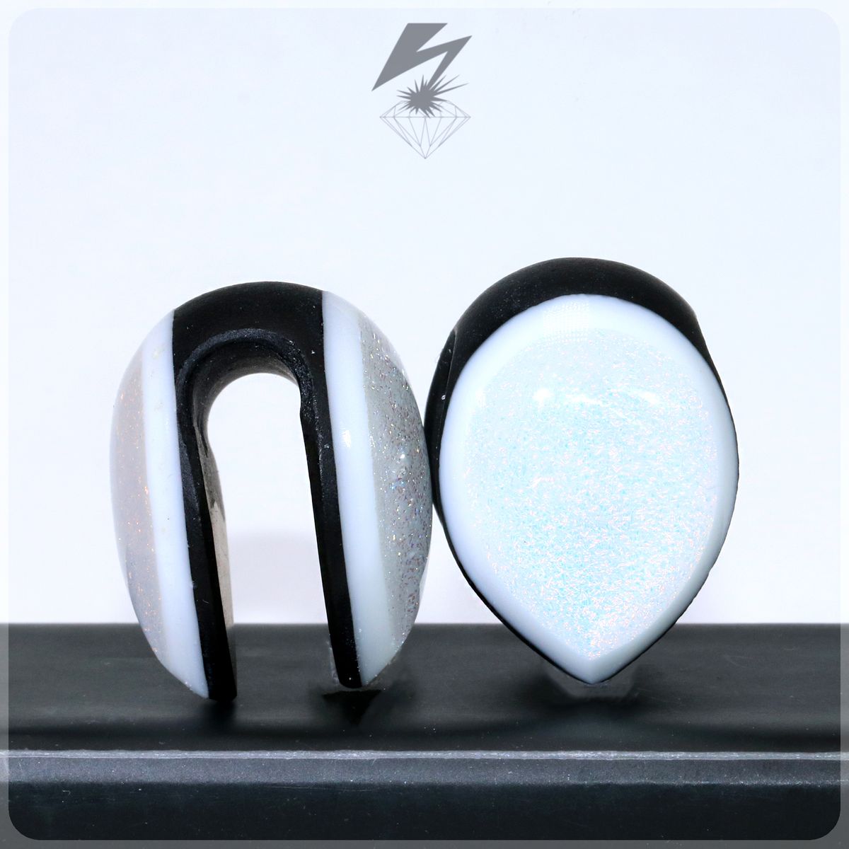 5/8"+ Dichroic Shield Weights Black with Opal/Gold (Pair)