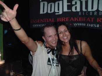 Randy Boyer of Enmass and Tania Mann of Apollonia @ WMC Miami '05
