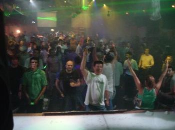 Nice crowd and vibe at Extravaganza
