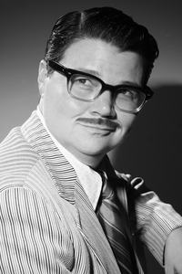Murray Hill "Showbiz! The Tour"