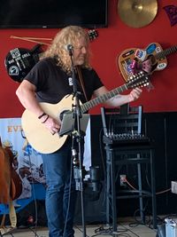 Acoustic Rock with Mark Dunn