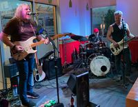 MD Band’s Patio Party at Gourmeltz 
