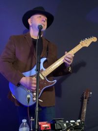 Luke Hendrickson 