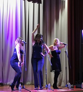 Memories & Blu Lilly Show. Moravian Church Hall 2018
