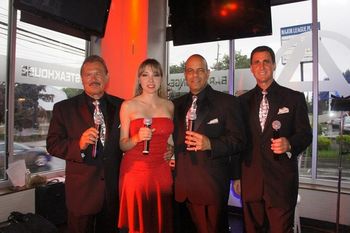 Memories & Ryan Kelly perform at the Arena Steakhouse,SI
