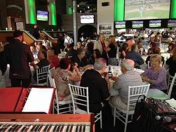 Dinner Show at the ARENA Steakhouse, SI

