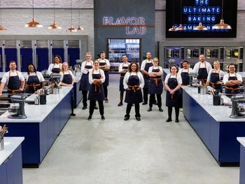The Ultimate Baking Championship | Food Network (USA)
