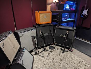 Amp Room
