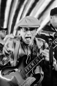 Robin Henkel solo blues