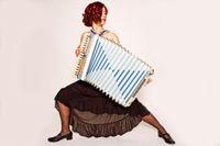 Grace Rowland/ Amanda Kitchens Duo/ Everett Wren Trio