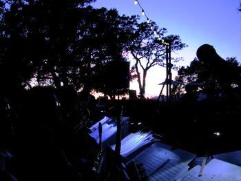 KUNDE Family Windery - Bandstand at sunset
