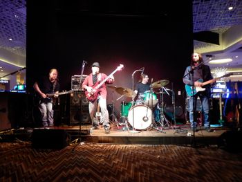 Scioto Downs Veil Bar
