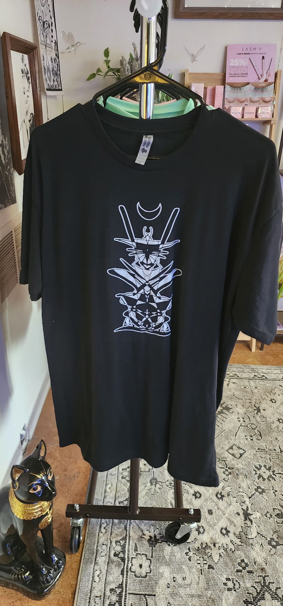 T-Shirt - Black Crew Neck