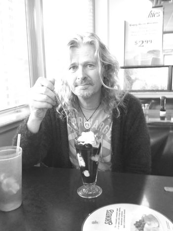 mmmmm Sundae
