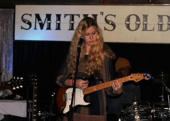 Smith's Olde Bar
