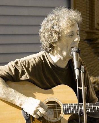 Andy Live
