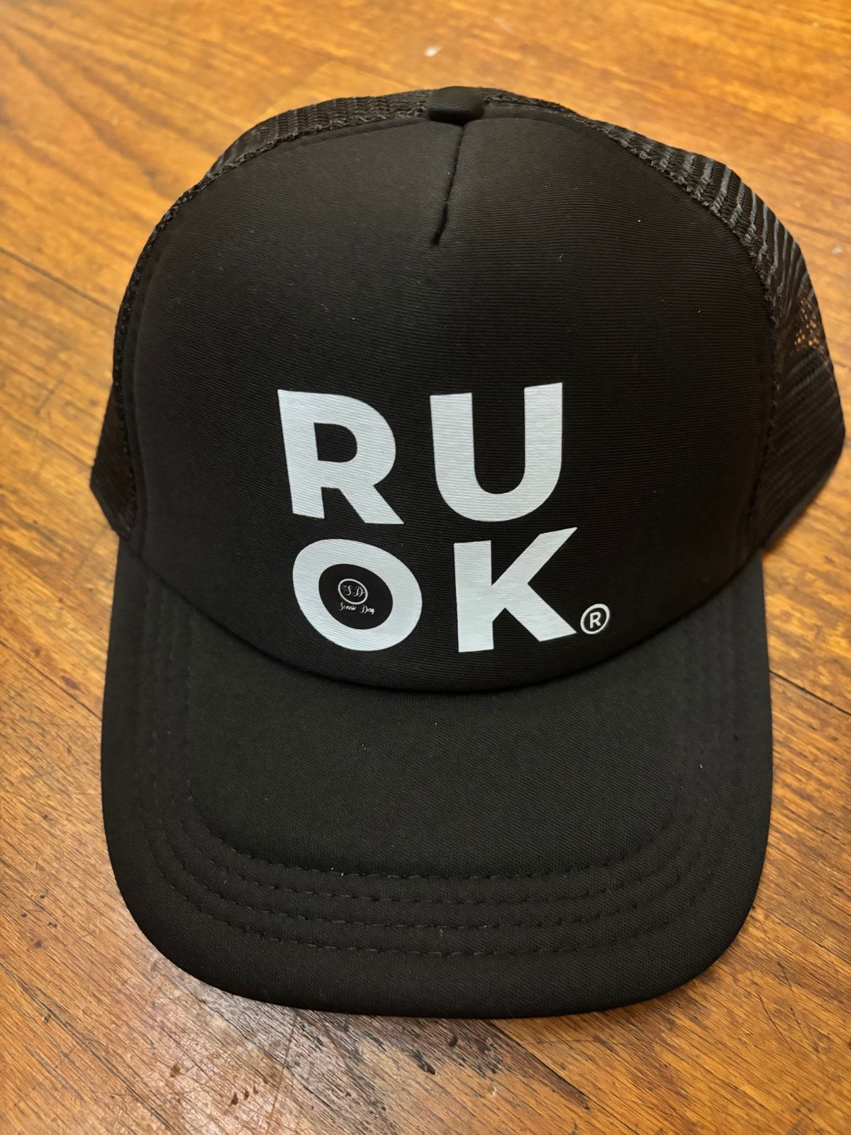 R U O K   HAT
