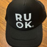 R U O K   HAT