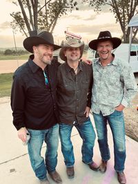 Grizzly Rose (Colt Ford) Opener