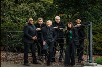 Darelle Holden with the Michael Benson Band