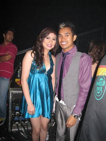 Wowowee Dancer Mariposa and Zacariah
