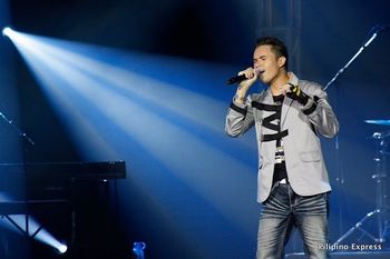 Zacariah Live in Winnipeg, Manitoba, Canada @ McPhillips Station Casino, Main Stage.
