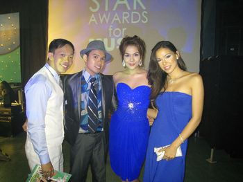 Zac with fellow Canadian artists @ Star Awards
