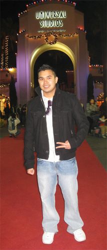 Zac on the Red Carpet @ Universal Studios (California)
