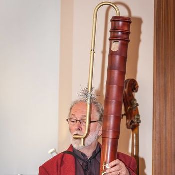Multi-Instrumentalist David Moses one of the best music teachers from my music college days.
