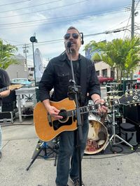Bobby Wheeler Acoustic at Munch (Steak Night)