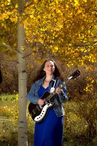 Leslie Ann Oliver Browning Live Music Art & Architecture Home Tour Dunton Townhouse