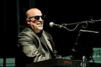 Chicago's Own Piano Man at The Palm Court!