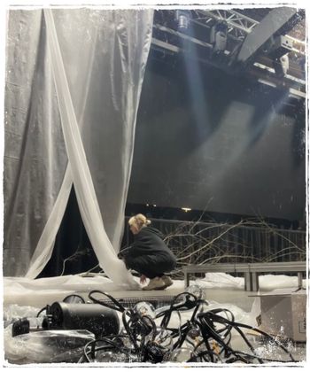 Set Up. Airline wire installation.
Cloth panels/fans
Jay & Michelle Sparrow 2024 Wedding.
