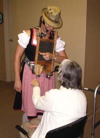 Interactive washboard playing, summer 2007
