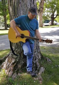Playing at Wellwood Orchards