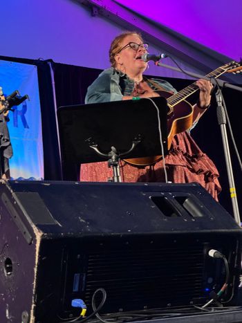 Suzie Vinnick
