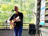 Live at Yummy Bones