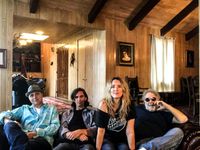 Molly Thomas & The Rare Birds